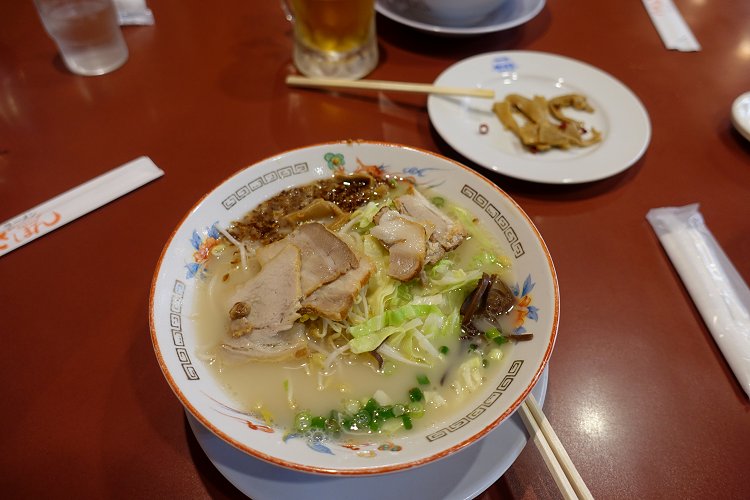 Kagoshima-style Ramen, with roast pork and cabbage