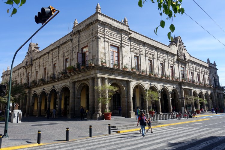 This is Guadalajara's Palacio Municipal, which sounds a little grander than 'City Hall'