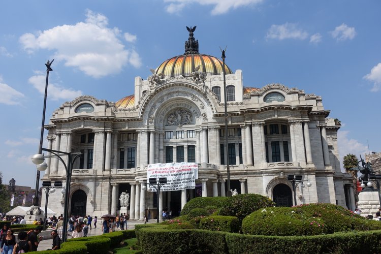 Palacio de Bellas Artes / Palace of Fine Arts
