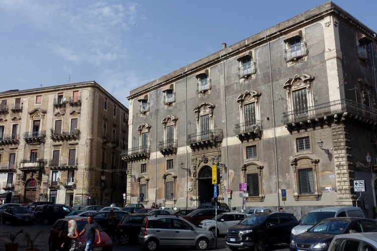 (A) CATANIA: Parking looks mildly chaotic in the Piazza Manganelli