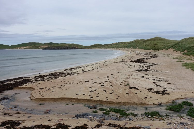 Tue 03-Sep: Walking on Balnakeil Beach, on the eastern shore of the eponymous bay, on Scotland's north coast