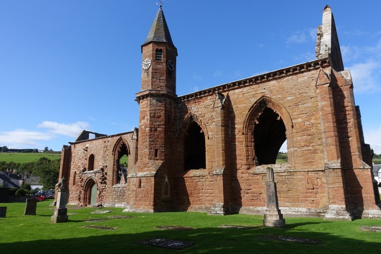 Fri 06-Sep: Ruins of Fortrose Cathedral, on the so-called Black Isle. Fortrose is directly across the Moray Firth from Inverness Airport.