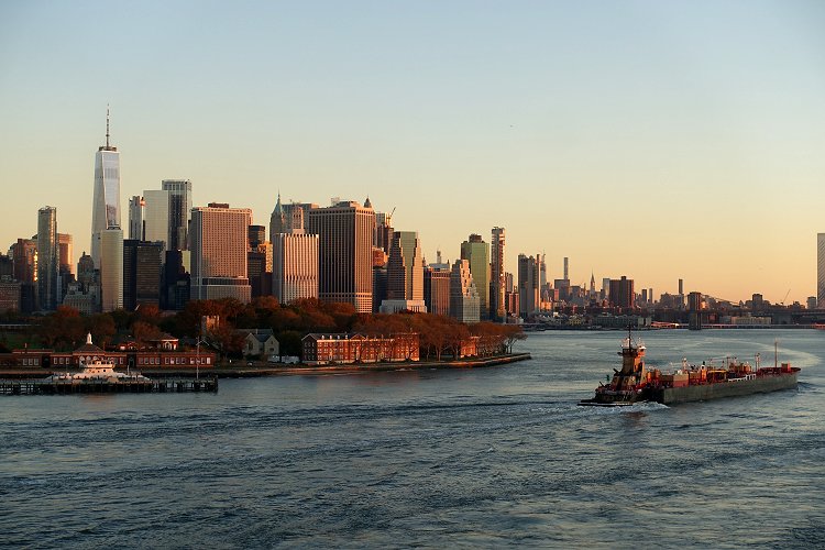 Sunrise on Governors Island and the Financial District